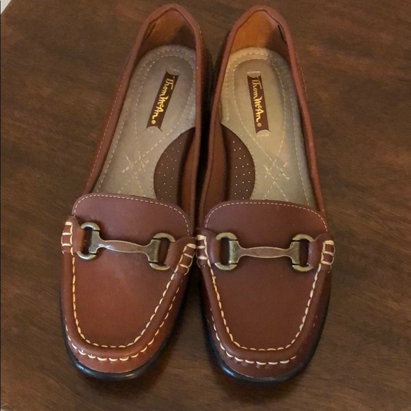 Thom McAn Shoes - Thom McAm Loafers - NWOT - Size 6W